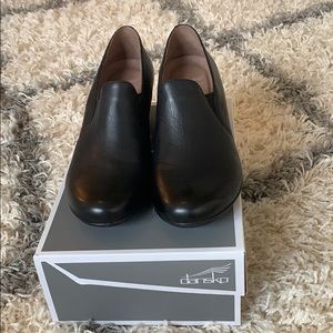 Dansko Robin Burnished Nubuck Shoes